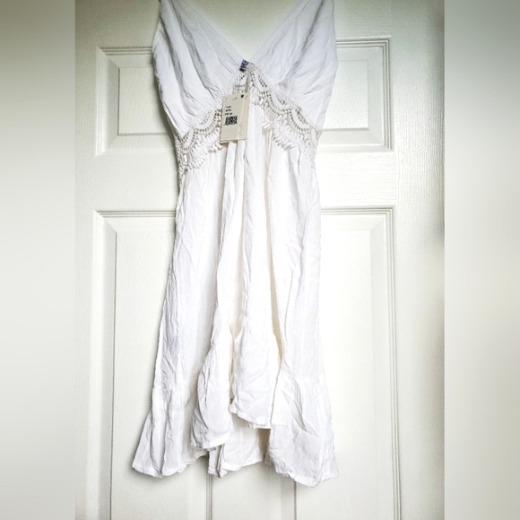 Raviya White Sleeveless Flutter-Hem Cover-up Beach Dress Size M - Picture 4 of 9